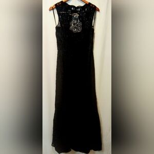 Vivian Diamond Lined Lace Sleeveless Dress Gown Wedding Prom Formal Long Maxi